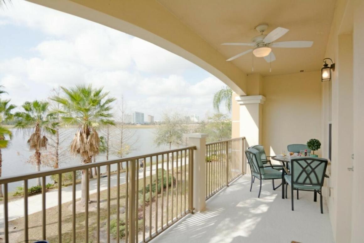 Modern Vacation Apartment With A Lake View At Vista Cay Resort Vc4816 Orlando Kültér fotó